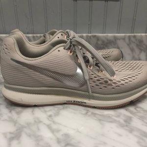 Women’s Nike Zoom Pegasus 34